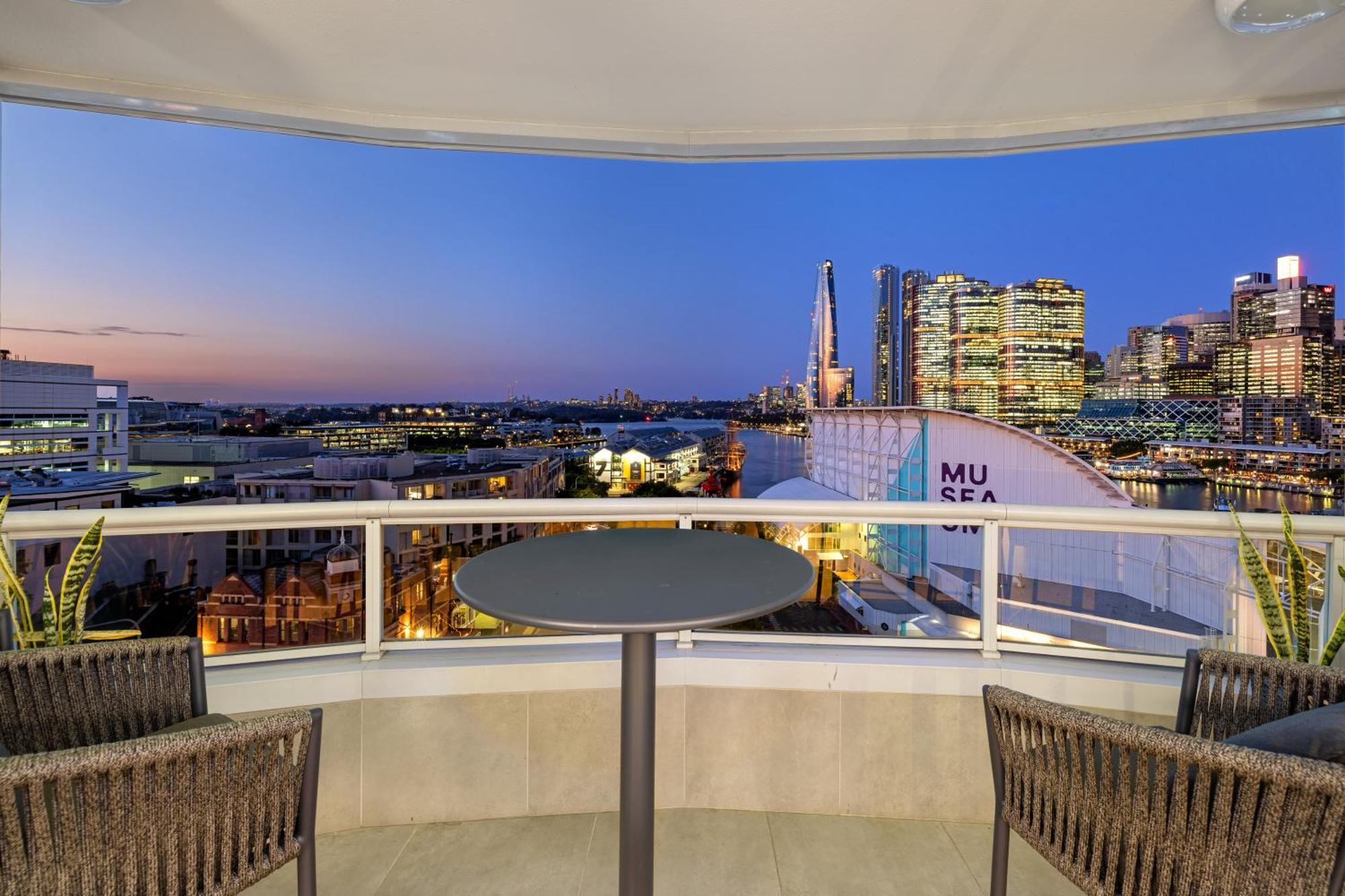3 Bedroom Darling Harbour Apartment Sídney Exterior foto